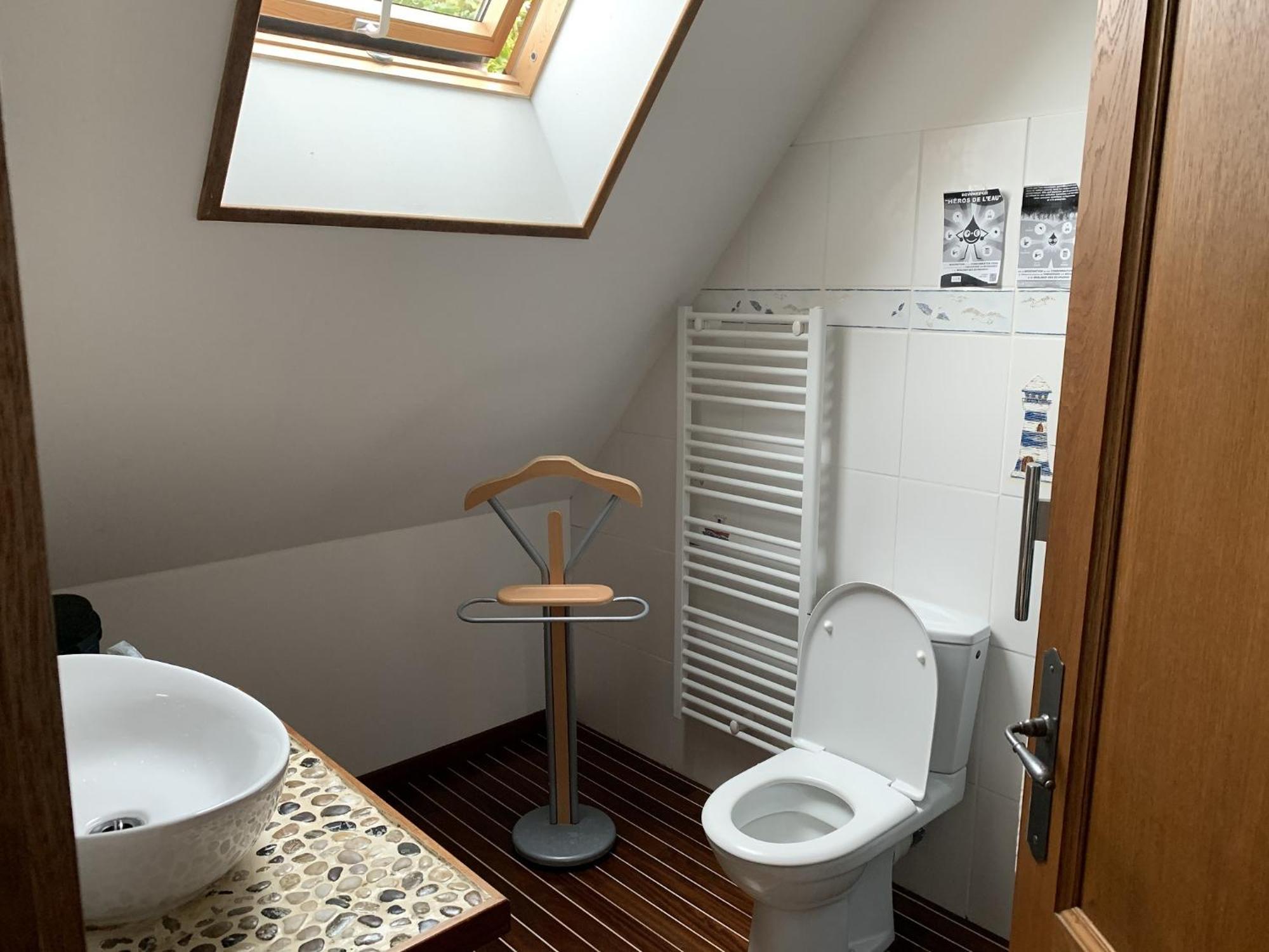 Le Clos Des Tilleuls D Day Home, Chambres D'Hotes, Suite Avec Sauna Privatif, Suite Avec Balneotherapie Privative, En Supplement Option Spa Bain A Remous La Vendelée Zimmer foto